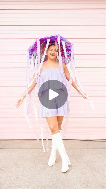 Jellyfish Costume Women, Jelly Fish Hat Diy, Halloween Jellyfish Costume, Jellyfish Diy Costume, Jellyfish Hat Diy, Kids Jellyfish Costume, Diy Under The Sea Costumes, Under The Sea Halloween Costumes, Halloween Costume Jelly Fish