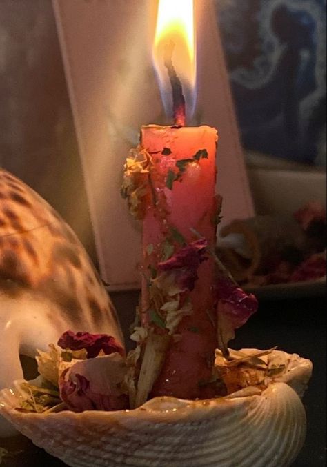 Draw A Candle, Aphrodite Aesthetic, Magia Das Ervas, Witch Spirituality, Candle Aesthetic, Easy Art, Season Of The Witch, Goddess Of Love, Witch Aesthetic