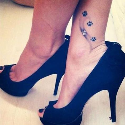 Simple and cute tattoo - 60+ Ankle Tattoos for Women  <3 ! Tatoo Dog, Pawprint Tattoo, Dog Paw Tattoo, Ankle Tattoos For Women, Paw Tattoo, Memorial Tattoos, Family Tattoos, Dog Tattoo, Great Tattoos