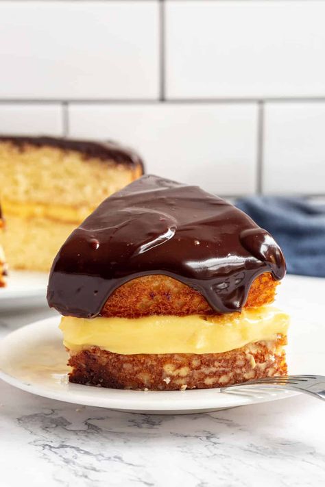 Boston Cream Pie Filling, Easy Boston Cream Pie, Cake Mix And Pudding, Boston Cream Pie Cake, Boston Cream Pie Recipe, Boston Cream Pie Cupcakes, Boston Cream Cake, Cream Pie Filling, Box Cake Recipes