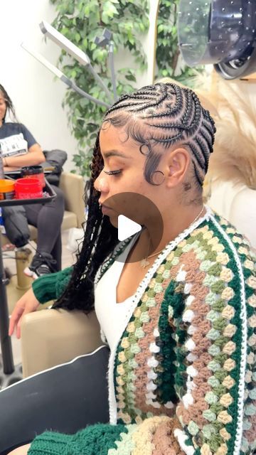 NYC BRAIDER 🖤 on Instagram: "Love me some lemonade braids 😍😍😍🔥🔥🔥 #art #braids #explorepage" Braids Art, Lemonade Braids, Curly Braids, Love Me, Kids Hairstyles, Lemonade, Beauty Tips, Beauty Hacks, Hair Makeup