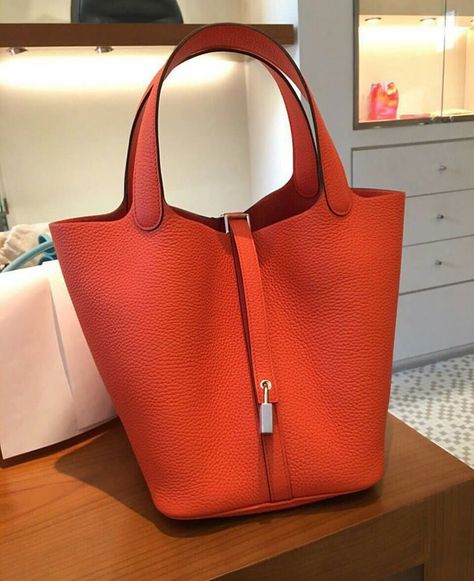 Hermes Picotin 22cm in Orange Poppy Colour Hermes Picotin Orange, Summer Toe Designs, Louis Vuitton Bumbag, Mango Tango, Hermes Picotin, Poppy Color, Dream Bags, Minimalist Bag, Orange Poppy