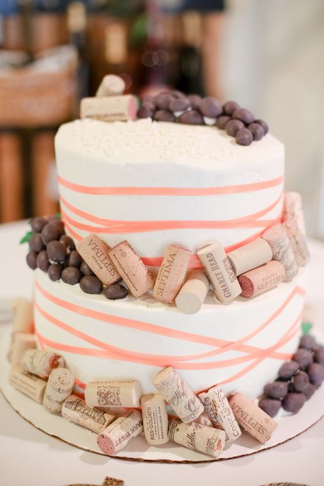 Wine themed Bridal Shower cake! Bridal Shower at a winery. Wine Cork Wedding Ideas, Cork Wedding Ideas, Wine Cork Wedding Decorations, Wine Wedding Shower, Wine Cork Wedding, Bridal Shower Wine Theme, Wine Party Theme, Cork Wedding, Bridal Shower Wine