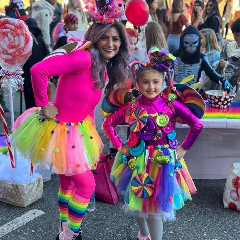 Candy Land Characters Costumes Diy, Candy Shop Costume, Lollipop Costume Women, Diy Candy Land Costumes, Candyland Outfit Women, Candy Land Outfit Ideas Women, Candyland Characters Costumes, Candy Land Costumes Women, Candyland Costume Women