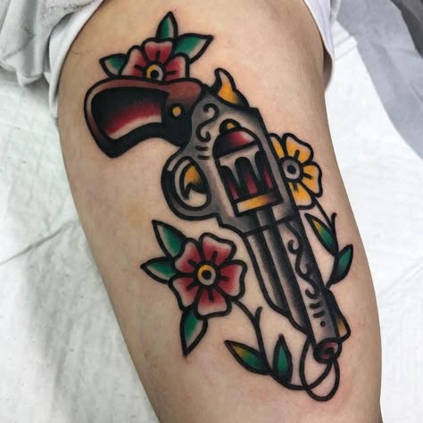 Traditional Gun Tattoo | Tattoo Ideas and Inspiration | alin_tattooer Welder Tattoo, Welding Tattoo, Revolver Tattoo, Traditional Tattoo Inspiration, Traditional Tattoo Flowers, Traditional Style Tattoo, Kunst Tattoos, Western Tattoos, Traditional Tattoo Sleeve