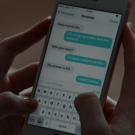 Phone Message Aesthetic, Phone Notification Aesthetic, California High School, Brian Maps, Aesthetic California, Phone Messages, Blurred Lines, Phone Aesthetic, Phone Inspiration