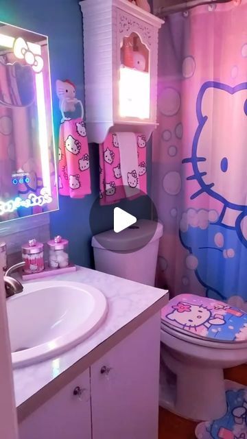 🎀🏝️ ℙ𝕒𝕣𝕒𝕕𝕚𝕤𝕖 𝕂𝕚𝕥𝕥𝕪 🏝️🎀 on Instagram: "Hello Kitty Bathroom 🎀 ⁣⁣ Follow for more! 🎀💖💕🌸⁣⁣ ⁣ ⁣𝙒𝙤𝙣𝙙𝙚𝙧𝙞𝙣𝙜 𝙬𝙝𝙚𝙧𝙚 𝙩𝙤 𝙜𝙚𝙩 𝙚𝙭𝙘𝙡𝙪𝙨𝙞𝙫𝙚 𝙠𝙖𝙬𝙖𝙞𝙞 𝙜𝙤𝙤𝙙𝙞𝙚𝙨?! 🐱⁣⁣⁣⁣ 𝙎𝙝𝙤𝙥 𝙡𝙞𝙣𝙠 𝙞𝙣 𝙗𝙞𝙤 🛍️✨⁣⁣⁣ ⁣ #sanrio #hellokitty #pink #hellokittyandfriends #mymelodyandkuromi #mymelody #kuromi #cinamoroll #cute #aesthetic #hellokittylover #hellokittymerch #kawaii #hellokittymemes #hellokittycore #hellokittyaddict #hellokittycollection #hellokittystuff #giftforher #hellokittycollector #sanriocore #sanriomemes #sanrioaesthetic #cat #sanriolover #sanrioshop #movienight #hellokittyfinds #bathroom #roomtour" Hello Kitty Bathroom, Sanrio Shop, Pink Stuff, Hello Kitty Collection, Room Tour, Cute Aesthetic, Follow For More, Link In Bio, Bathroom Decor