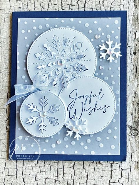 Stampin Up Cards Using Velum, Joyful Flurry Stampin Up Cards, Sample Christmas Cards, Stampin Up Weihnachten, Big Shot Machine, Stamped Christmas Cards, Heat Embossing, Holiday 2022, Snowflake Cards