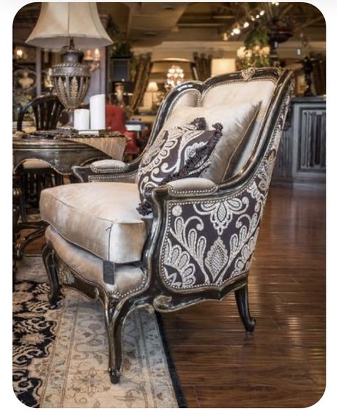 Marge Carson Furniture, French Accent Chairs, Poltrona Design, Marge Carson, Chair Upholstery, Refurbished Furniture, Beautiful Chair, Arm Chairs, Furniture Restoration