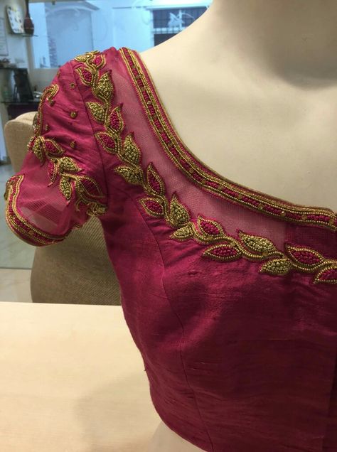 Blouse design Embroidery Simple Pattern, Embroidery Simple, Knot Embroidery, French Knot Embroidery, Ideas Embroidery, Traditional Blouse Designs, Fashionable Saree Blouse Designs, Cutwork Blouse Designs, Wedding Blouse Designs