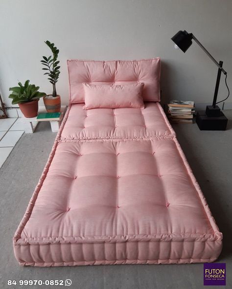 Floor Cushions Living Room, Floor Seating Living Room, Diy Mattress, Sofa Futon, Floor Couch, Diy Furniture Decor, Dekor Diy, Sofa Cama, Woman Bedroom