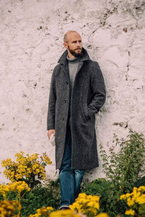 Introducing: The Donegal Overcoat – Permanent Style Charcoal Overcoat Men, Tweed Overcoat Men, Men’s Overcoat, Permanent Style, Savile Row Tailoring, Barbour Bedale, Tweed Overcoat, Style Gentleman, Edward Green