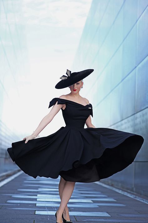 New Look || The Pretty Dress Tilly in Black The Pretty Dress Company, Pretty Dresses Casual, Corset Training, Couture Hats, Simple Black Dress, Look Retro, Elegant Dresses Classy, Fancy Hats, فستان سهرة