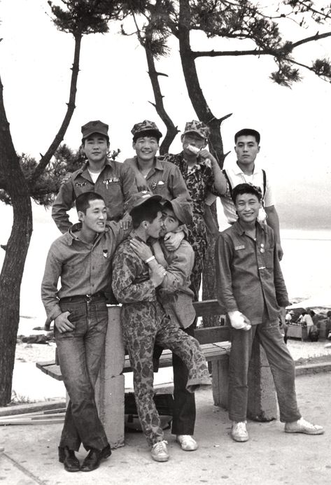 Veteran Mr. K and comrades at Jinhae Naval base, 1968, courtesy Young Geun Kwon, Seoul; Dear Heung-Soon Asian Photography, Korean Photo, Korean History, Extraordinary People, Human Reference, Retro Photo, Korean Aesthetic, Modern History, True Life