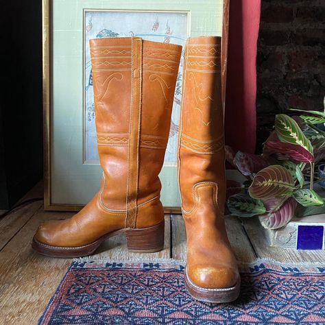 70s Knee High Boots, Vintage Knee High Boots, Vintage Frye Boots, Calf High Boots Outfit, Fyre Boots, Frye Boots Outfit, Brown Vintage Boots, 70s Boots, Wide Calf Knee High Boots