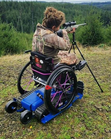 Tears through all terrain and weather conditions: snow, mud, gravel and sand. Dare to go where no chair has gone before. Wheelchair Hacks, Accessible House Plans, Mobility Devices, Wheelchairs Design, Adaptive Sports, Wheelchair Women, Adaptive Equipment, Spina Bifida, Manual Wheelchair