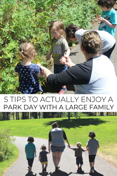 5 Tips to Actually Enjoy a Day at the Park With a Large Family Walk In Park, Character Building Activities, Summer Learning Activities, Park Day, Family Nature, Day At The Park, Parent Involvement, Family Summer, Building Activities