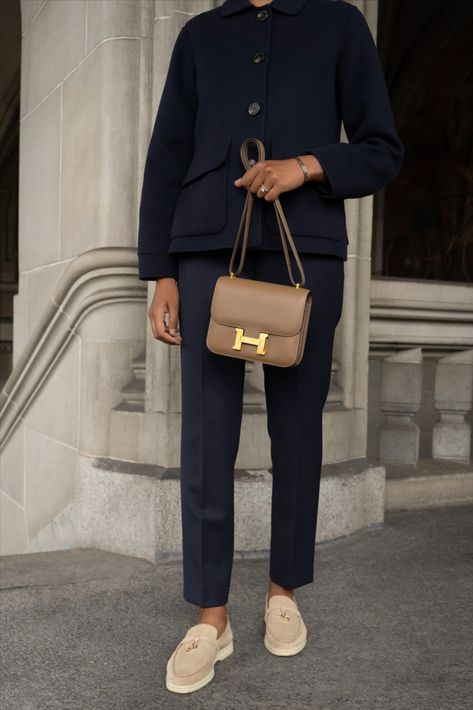 Aesthetic Lawyer, Hermes Constance Bag, Lawyer Fashion, Loafers Outfit, Chic Aesthetic, Hermes Constance, Mode Casual, Girl Needs, Classy Casual