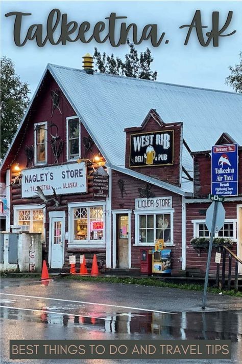 Are you traveling to Alaska? Make sure to visit Talkeetna! Read this post to learn about the best things to do in Talkeetna, and for tips on where to stay in Talkeetna and the best restaurants in Talkeetna | via @clautavani Talkeetna Alaska, Alaska Road Trip, Oceania Travel, Central America Travel, Alaska Travel, South America Travel, Packing Tips For Travel, Foodie Travel, Africa Travel