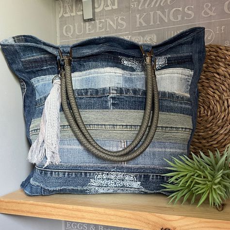 Exclusive Recycled denim Tote bag, tote bag, Denim tote, jeans big bag, denim Recycled Denim Tote, Denim Handbag, Unique Tote Bag, Denim Crossbody, Denim Projects, Denim Handbags, Recycled Jeans, Denim Ideas, Denim Tote Bags