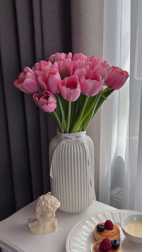 Tulips arrangement