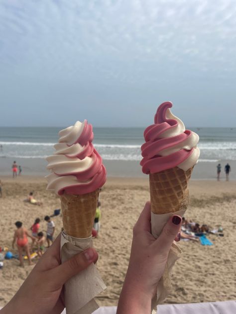 #icecream #beach #beachaesthetic #summer #summervibes Beach Ice Cream Shop Aesthetic, Ice Cream Beach, French Beach, Summer Board, 2024 Aesthetic, Port Macquarie, Ice Cream Shop, Summer Bucket Lists, Summer Inspiration