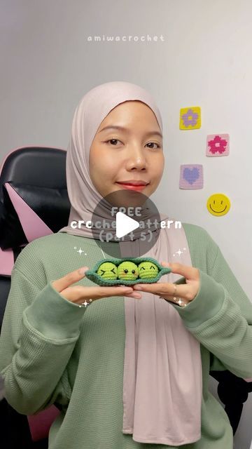 Amiwa Crochet | Widya Amalia on Instagram: "Save for later! 🫛✨
Please tag me if you made peas in a pod with my pattern!
I would love to see and share ur creation! 🥰💗
Happy crocheting fwends! 🧚‍♀️✨🧶

#freepattern #crochet #amigurumi #crochetpattern #amigurumipattern #crocheting #peas #peascrochet #foodcrochet #simplecrochet #easycrochet #peaspattern #crochetinspo #cutecrochet" 2 Peas In A Pod Crochet Pattern, Pea Crochet, Crochet Pea Pod Pattern Free, Crochet Peas In A Pod Pattern Free, Crochet Peas In A Pod, Peas In A Pod Crochet, Peas In A Pod, Peas, Cute Crochet