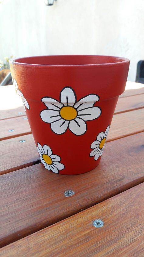 Flower Pot Ideas Diy, Flower Pot Designs Painted, Painted Flower Pots Terra Cotta, Creative Flower Pot Ideas, Clay Pot Painting, Paint Garden Pots, Flower Pot Ideas, Painted Planter, Terra Cotta Pot Crafts Diy