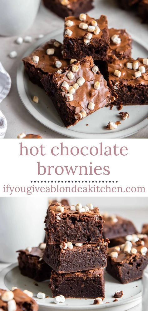 Christmas Chocolate Brownies, Winter Time Desserts, Snow Day Baking, Brownie Recipes Christmas, Christmas Brownies Recipe, Easy Christmas Brownies, Christmas Dessert Chocolate, Holiday Brownies Christmas, Chocolate Christmas Desserts Easy