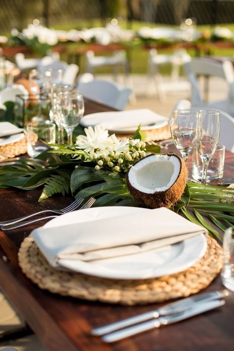 Tulum Party, Boho Placemats, Golf Course Photography, Fiji Wedding, Palm Wedding, Beach Dinner, Beach Table, Fiesta Tropical, Party Deco