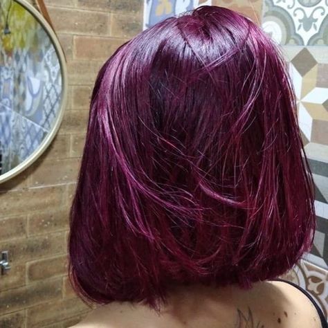 Woman Short Haircut, Red And Purple Hair, Red Hair Short, Gemini Hair, Marsala Color, Dark Purple Hair, Plum Hair, Wine Hair, Dark Red Hair