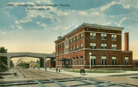 Postcard of Bloomington, Illinois passenger rail station, circa 1925.  This station served the area from the early 20th Century through 1991.  Many other photos of the building are available at RailPictures.net Bloomington Illinois, Railroad History, Central Illinois, Climbing Gym, Train Depot, Washington Street, Old Train, Our Town, Post Card