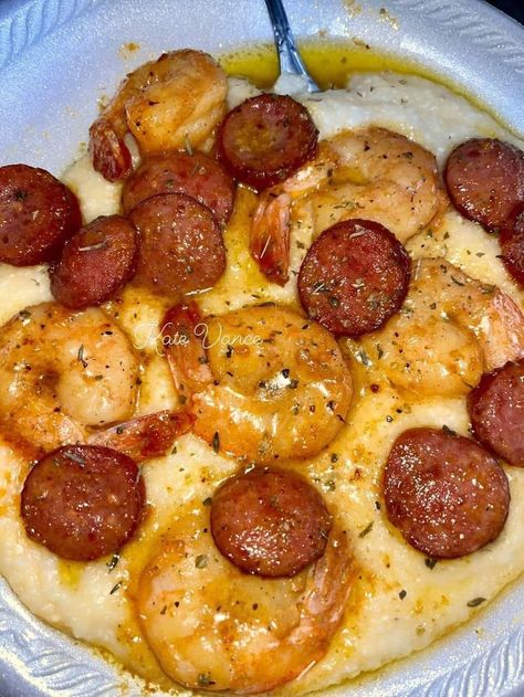 Grits And Sausage, Air Fryer Recipes For Beginners, Soul Food Recipes, Shrimp And Sausage, Recipes Shrimp, Chicken Tenderloin Recipes, Grits Recipe, Junk Food Snacks, Food Therapy