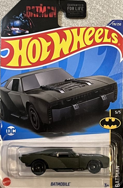 Batman Hot Wheels, Mario Funny, Batman Car, Hot Wheels Cars Toys, Hot Wheels Garage, Toy Boats, Boyfriend Crafts, Hot Weels, Childcare Activities