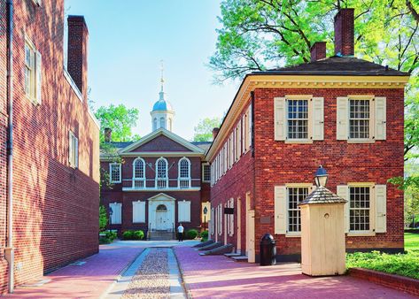 Philadelphia Historical Sites, Trip To Philadelphia, Betsy Ross House, New Castle Delaware, Things To Do In Philadelphia, Colonial Garden, Visit Philadelphia, Dutch Gardens, Dutch House