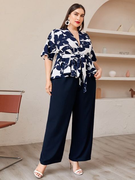 Plus Size Pants Outfits Dressy, Elegant Plus Size Outfits, Office Outfits Women Plus Size, Wide Leg Outfit, Summer Office Outfits, Wide Leg Pants Outfit, Elegant Outfit Classy, Plus Size Summer Outfits, Spring Work Outfits