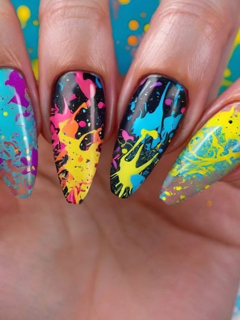 25+ Best Splatter Nail Designs and Ideas | Sarah Scoop Black Paint Splatter Nails, Paint Splatter Nails Acrylic, Paint Splash Nails, Paint Splatter Nails, Ballerina Acrylic Nails, Splatter Nails, Nail Art Techniques, Colorful Paintings Acrylic, Drip Nails