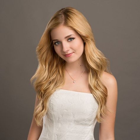 Jackie Evancho and her reaction to her elimination from AGT! Malfoy Sister, Talent Contest, Jackie Evancho, Live Model, One Photo, Hollywood Walk Of Fame, Walk Of Fame, Press Photo, Real Women