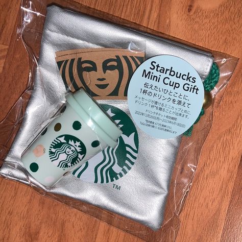 Brand New In Packaging Starbucks Japan Exclusive Chinese New Year Rabbit Cup With Mini Bag (Plastic) Logo Drawstring Bag Mini Sleeve Last Photo I Used Translate And There’s A Ticket For A Free Drink (To Be Used In Japan) Until The 28th Of June. Starbucks Gifts, Starbucks Birthday Party, Starbucks Party, Bored Ideas, Starbucks Japan, Starbucks Birthday, Craft Market Display, Starbucks Secret Menu Drinks, Preppy Things