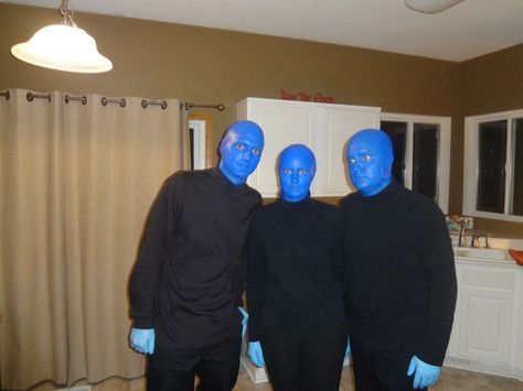 2 Guys Halloween Costume, Guy Group Halloween Costumes, Blue Man Group Costume, Guy Halloween Costumes College, Gay Halloween Costumes, Pair Costumes, Halloween Fits, Trio Costumes, Friend Costumes