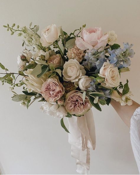 Cheers To That, Neutral Wedding Flowers, Pastel Bouquet, Lily Wedding, Bridal Bouquet Flowers, Southern Highlands, Neutral Wedding, Floral Arrangements Wedding, Marquee Wedding