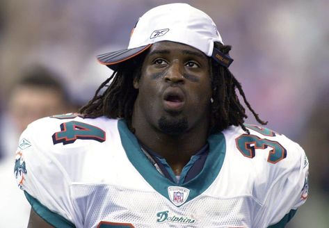 Whether you are looking to learn about Ricky Williams's net worth and biography, or you are interested in finding out about his girlfriend and family, you will find information here. You will also find out about his contract, salary, and journey as an NFL player. Table of Contents Ricky Williams's Appearance (Height, Hair, Eyes & More) Height 5feet and 10 inches Weight 104 kg Hair Color Black Eye #Athlete #Football #FootballPlayer #NationalFootballLeague #NFL #RickyWilliams Ricky Williams, College Football Players, Nfl Player, Nfl History, Hair Color Black, American Football Players, Nfl Players, Miami Dolphins, Hair Color For Black Hair