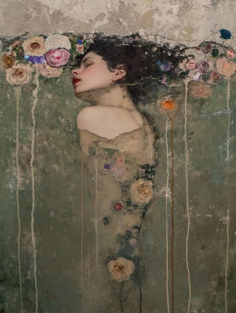 Woman With Flowers, Klimt Art, Arte Peculiar, Creation Art, Romantic Art, 영감을 주는 캐릭터, Gustav Klimt, Figure Painting, Figurative Art