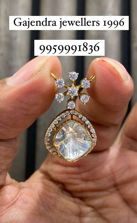 Gold Kundan Pendants, Mozonite Jewelry, Blackbeads Chains, Navi Jewellery, Kundan Pendants, Thali Chains, Light Weight Gold Jewellery, Heavy Jewelry, Unique Gold Jewelry Designs