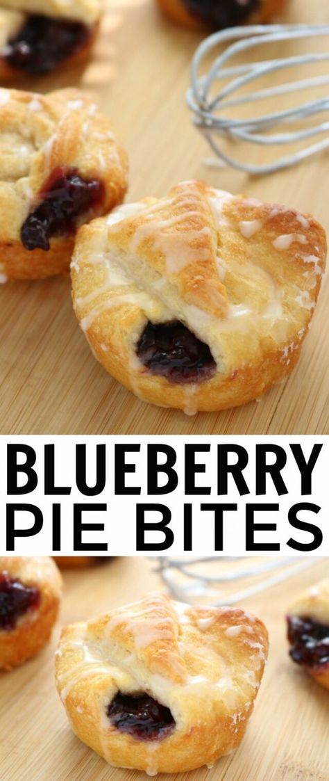 Mini Blueberry Pies Easy, Dessert Bitesize Parties Food, Diy Easy Desserts, Blueberry Bites, Dessert To Make, Pie Bites, Blueberry Desserts, Dessert Bites, Crescent Roll Recipes