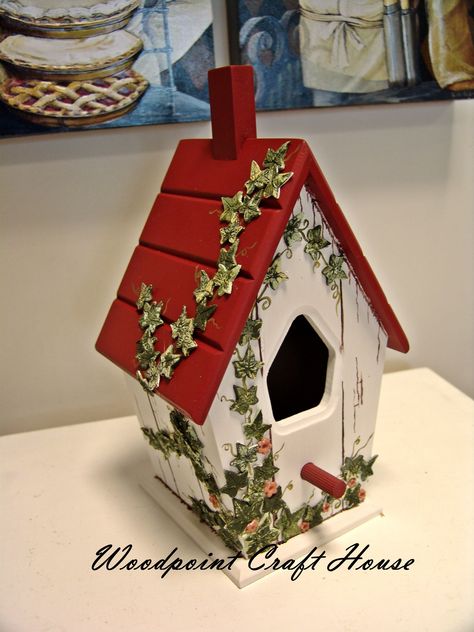 Birdhouse Ornaments, Homemade Bird Houses, Birdhouse Craft, Bird Houses Ideas Diy, Beautiful Birdhouses, Gift Painting, Bird House Plans, Bird House Kits, Bird Houses Painted