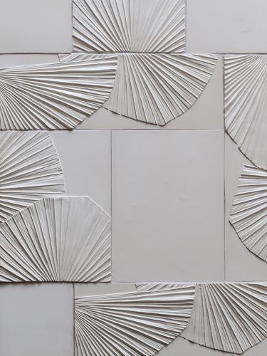 050d55f7f818f6e3f62288caaec0ebef Leaf Tile, Mosaic Wallpaper, Mdf Panel, Wall Panel Design, 3d Panels, Wall Decor Design, Interior Wall Design, 3d Wall Panels, Modern Bedroom Design