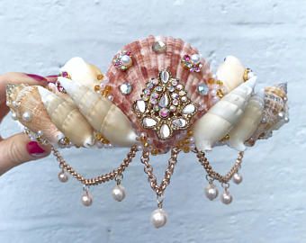 Shell Crowns, Seashell Crown, Shell Mermaid, Mermaid Accessories, Mermaid Crown, Mermaid Diy, Crown Hair, Rose Gold Pearl, Mermaid Costume