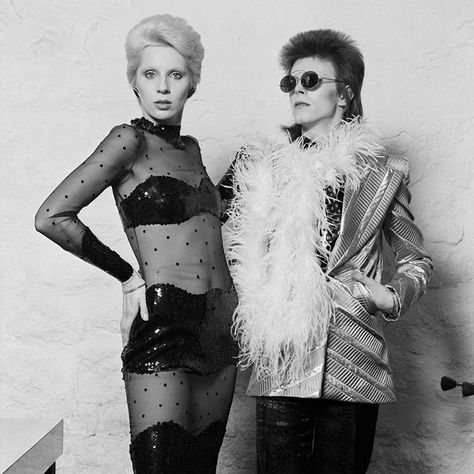 English singer and songwriter David Bowie posing with his former wife Angie Bowie, circa 1974. Angie Bowie, Angela Bowie, Terry O Neill, Ziggy Stardust, I'm With The Band, Mötley Crüe, Indian Summer, Def Leppard, Post Punk