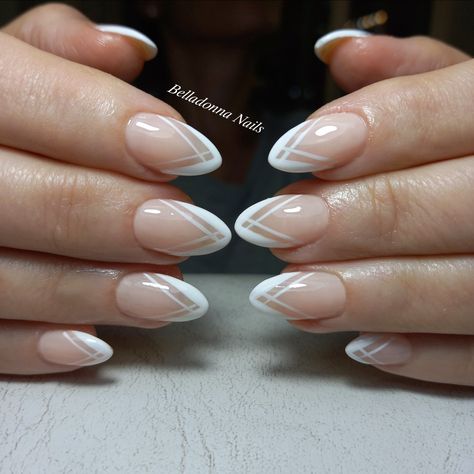 Double Line French Tip Nails, Round Shaped Nails, Grow Long Nails, Short Oval Nails, Oval Nails Designs, Bday Nails, Shape Nails, 2024 Nails, Top Nails